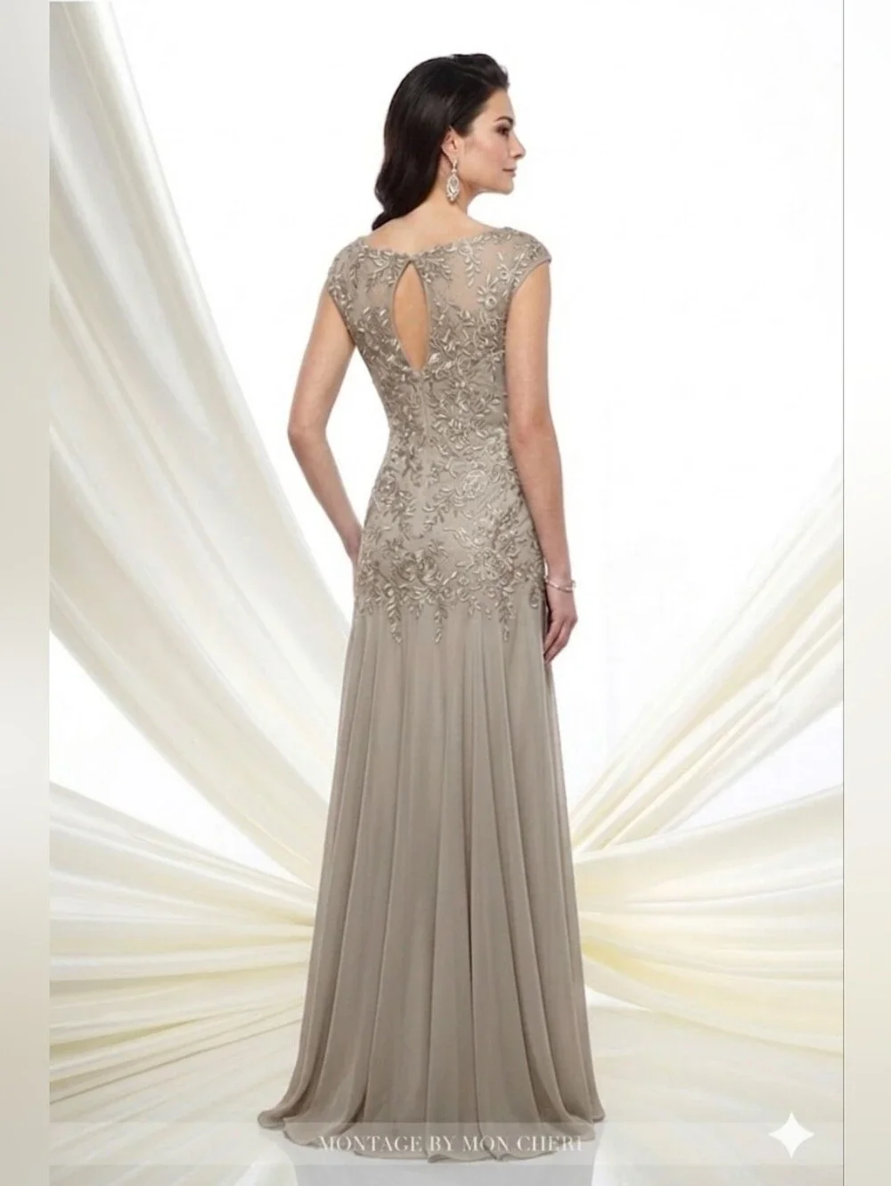 NWOT Montage by Mon Cheri Size 14 Beige/Gray Lace Embroidered Gown